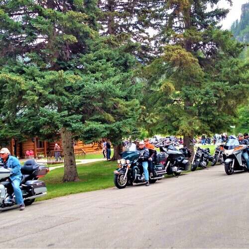 Latchstring Restaurant with Motorcycles in parking lot 